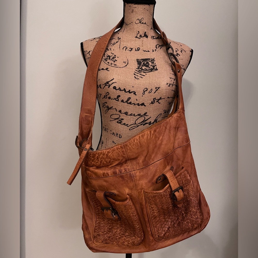 Nano Tan Leather Shoulder Bag with Vintage Appeal